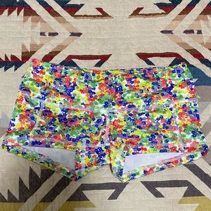 Fleo Shorts (Flowers)